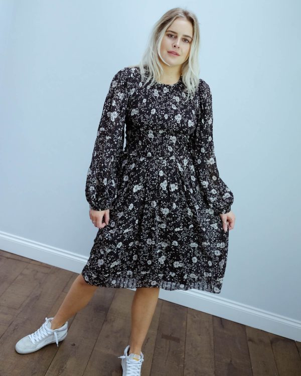 IM Eulie printed dress in black, ecru Online now