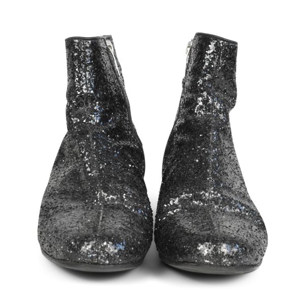 Saint Laurent Ankle Boots - Women s 37 For Sale