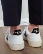 VEJA V-10 in extra white black Online