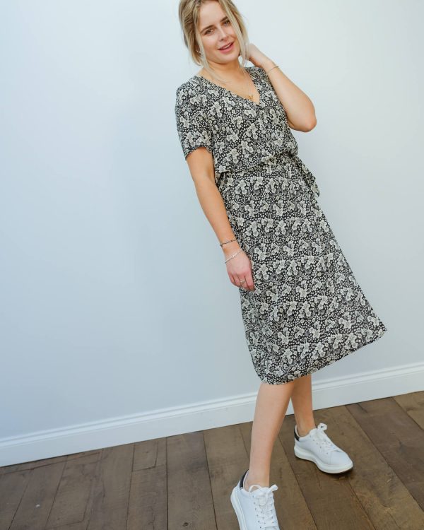 V Rona printed dress in crocus For Cheap