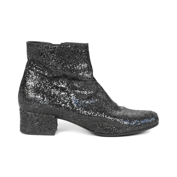 Saint Laurent Ankle Boots - Women s 37 For Sale