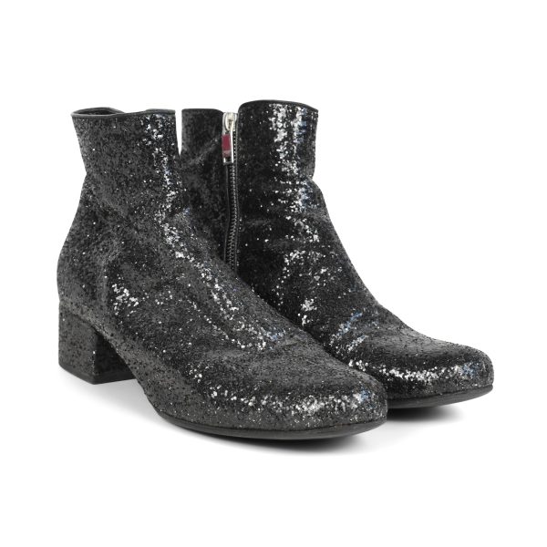 Saint Laurent Ankle Boots - Women s 37 For Sale